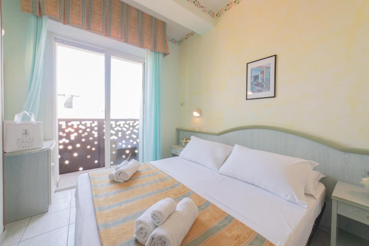 Hotel Cavalli Cattolica Dış mekan fotoğraf