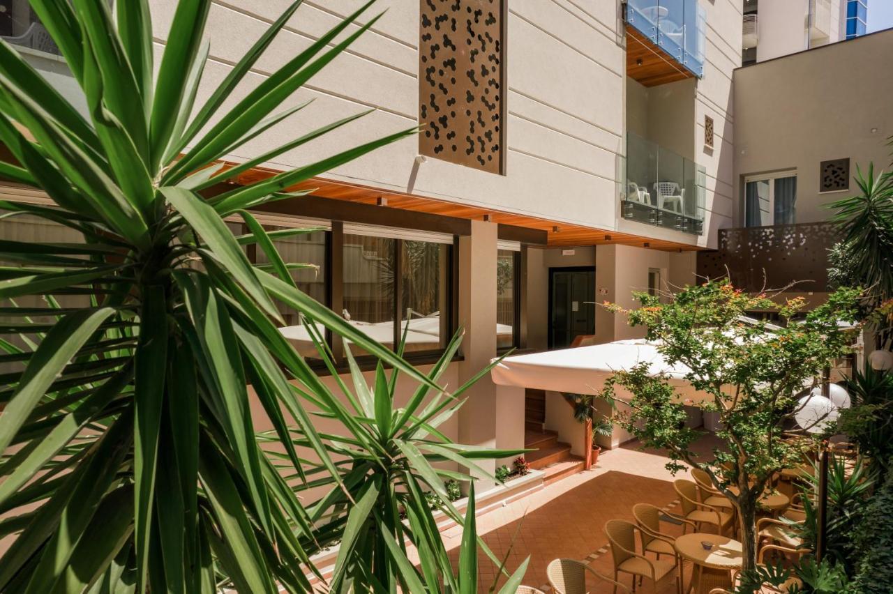 Hotel Cavalli Cattolica Dış mekan fotoğraf
